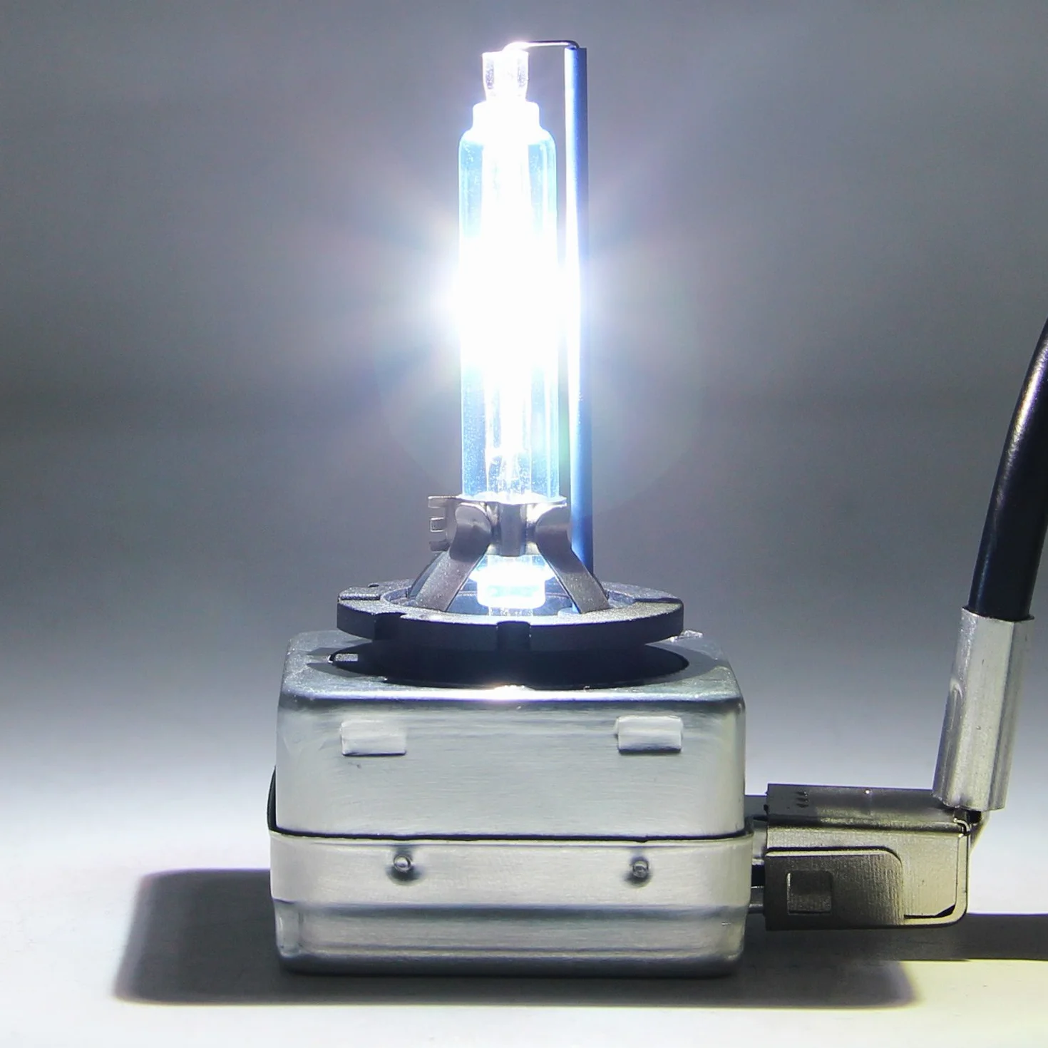 WinPower D1S żarówka ksenonowa 35W lampa wyładowcza reflektorów wymień zestaw HID 12V żarówki samochodowe 8000K chłodne niebieskie światło X-treme, 1 para