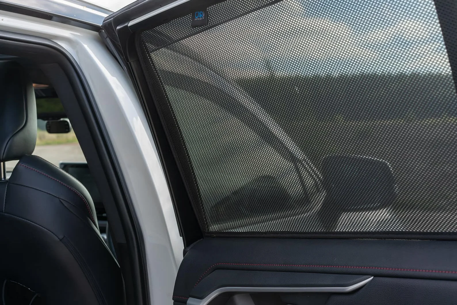 CAR SHADES zestaw (tylne drzwi boczne) kompatybilny z Toyota RAV-4 (5. generacji) 2018- (2 sztuki) - niestandardowe osłony przeciwsłoneczne do samochodów