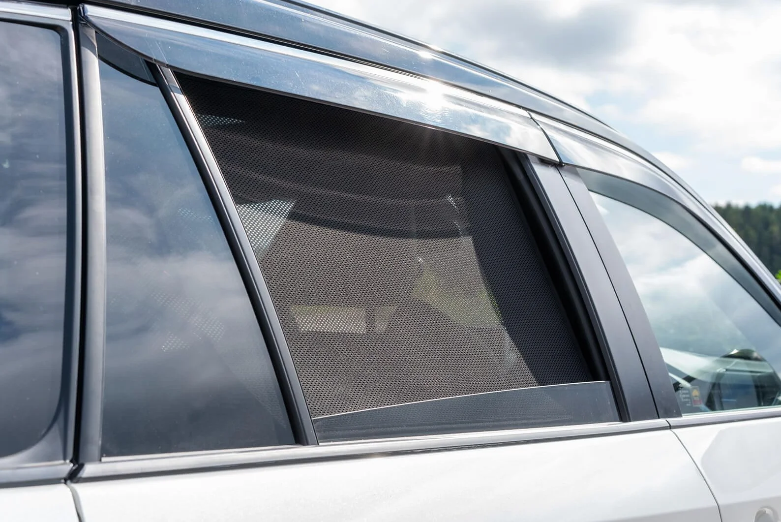 CAR SHADES zestaw (tylne drzwi boczne) kompatybilny z Toyota RAV-4 (5. generacji) 2018- (2 sztuki) - niestandardowe osłony przeciwsłoneczne do samochodów