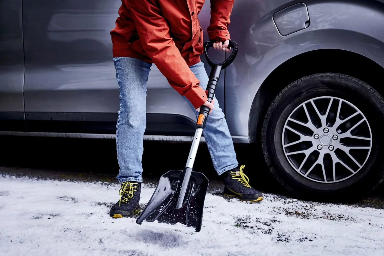 OSRAM SNOWbrush 010, 4w1, łopata, skrobaczka do lodu, myjka do okien